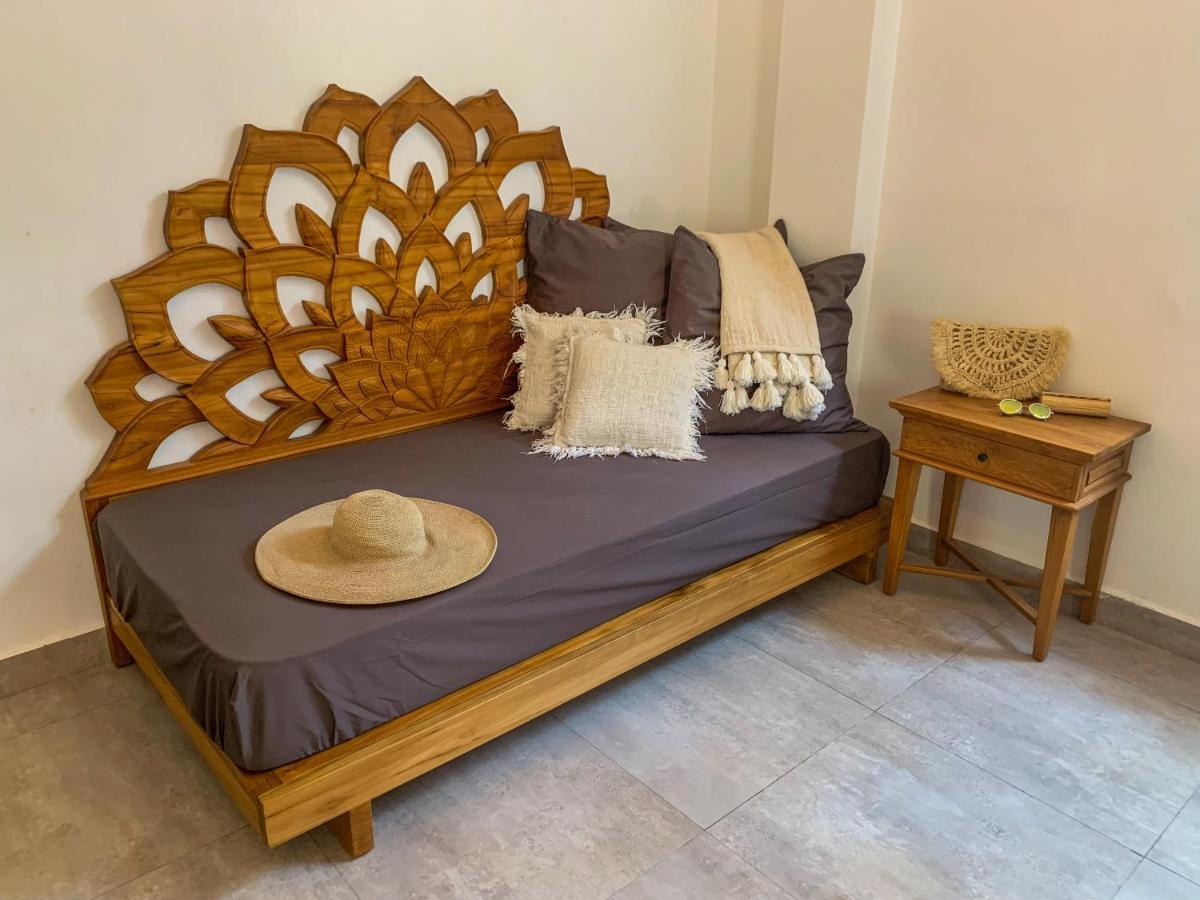 Soraya Yoga Wellness Center Hotel Gili Trawangan Exterior photo