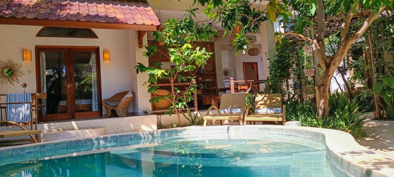 Soraya Yoga Wellness Center Hotel Gili Trawangan Exterior photo
