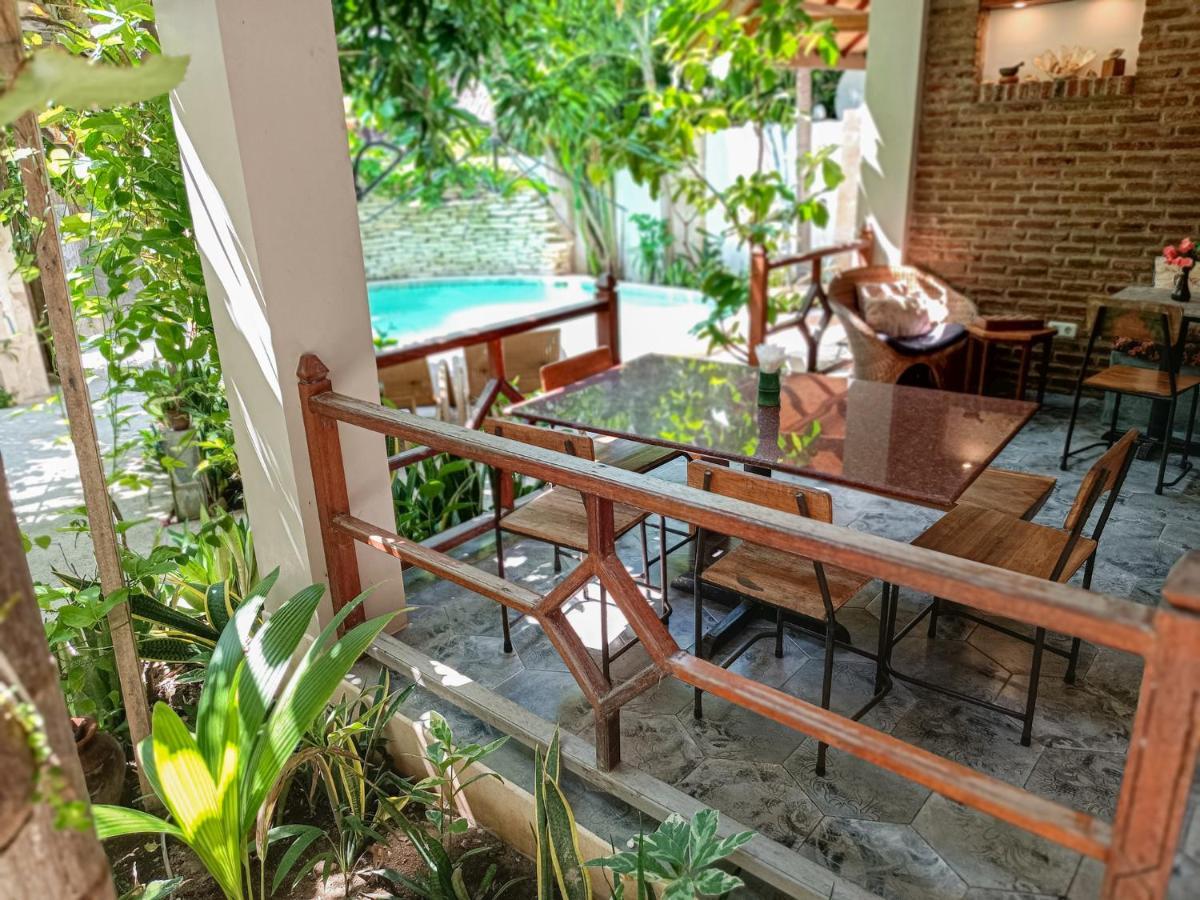 Soraya Yoga Wellness Center Hotel Gili Trawangan Exterior photo