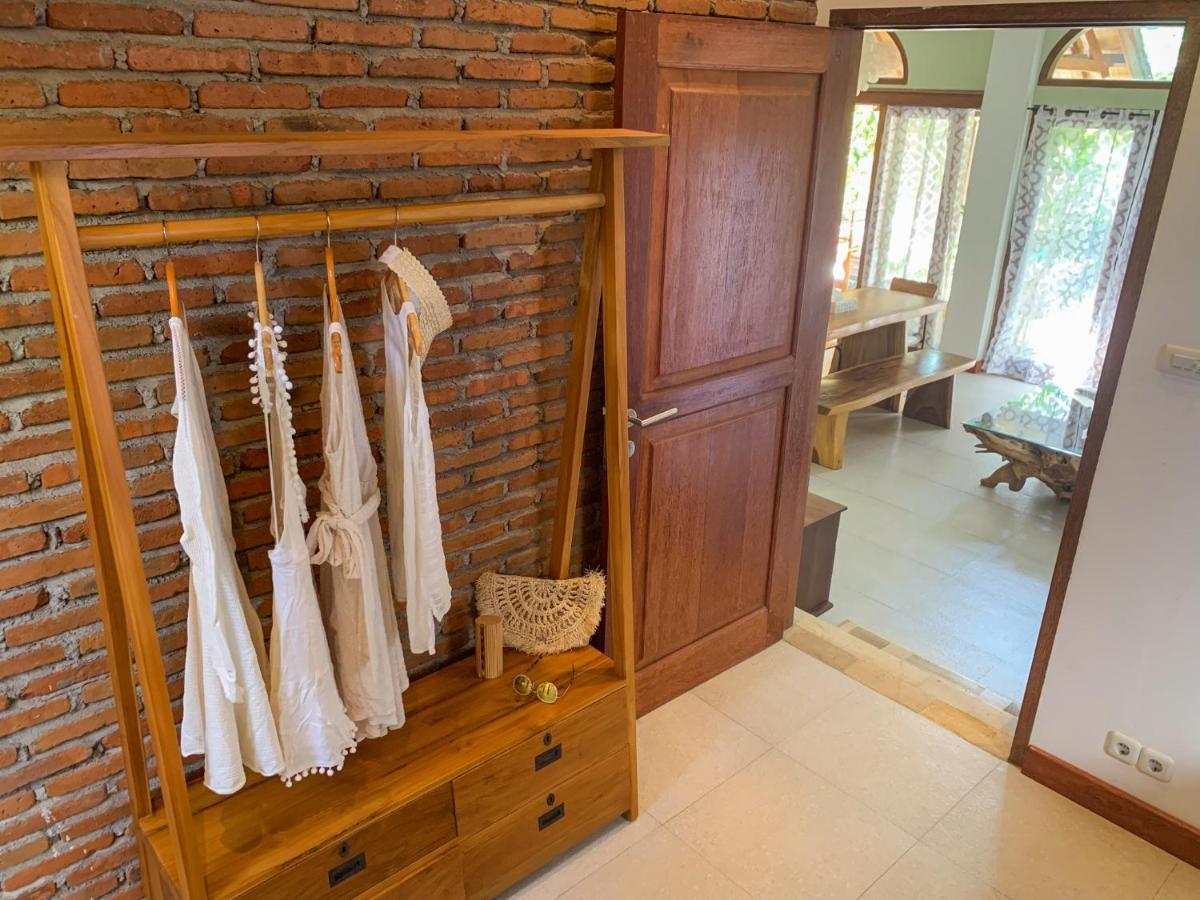 Soraya Yoga Wellness Center Hotel Gili Trawangan Exterior photo
