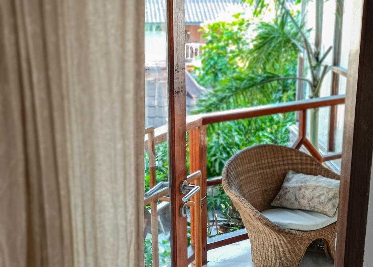 Soraya Yoga Wellness Center Hotel Gili Trawangan Exterior photo
