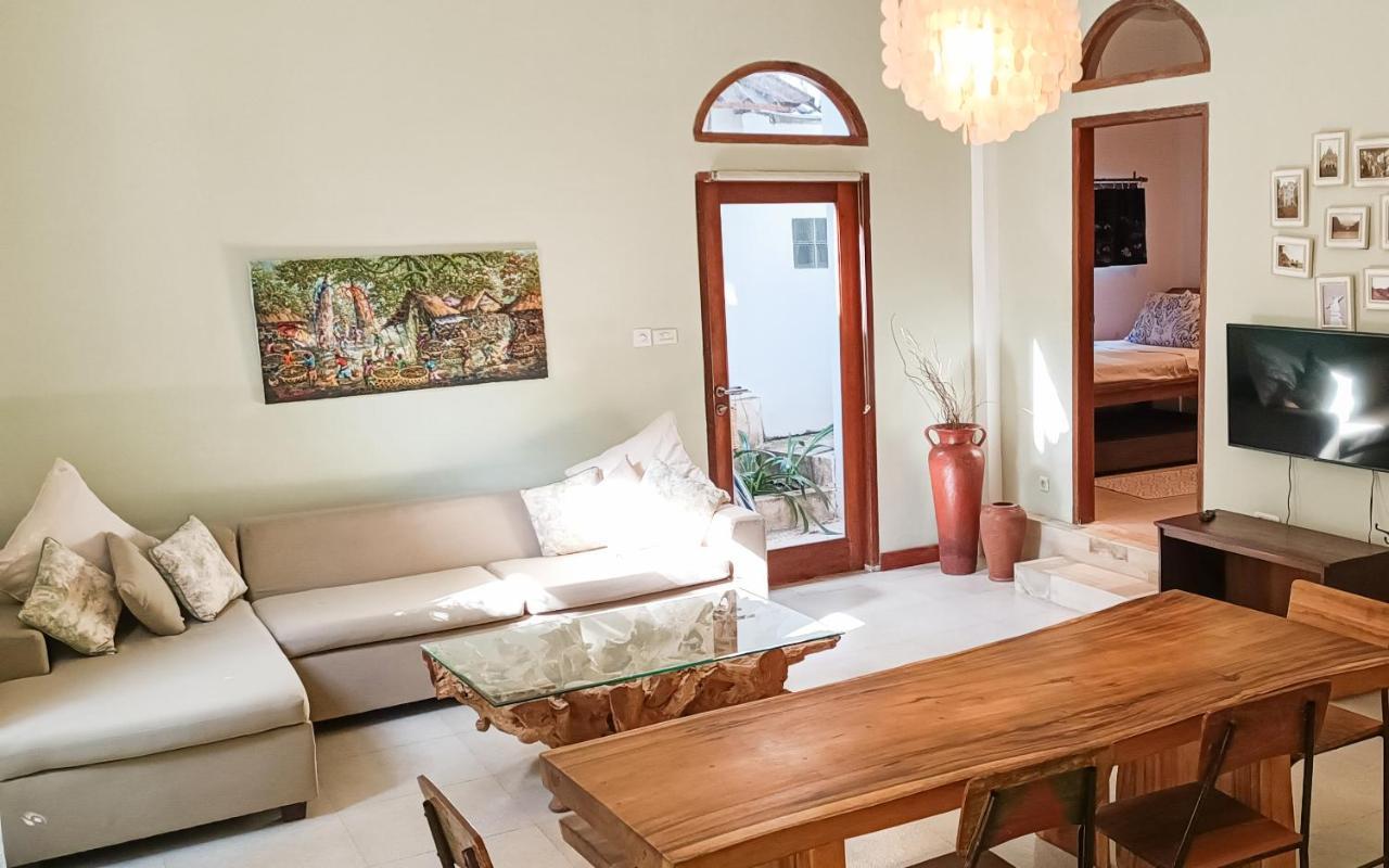Soraya Yoga Wellness Center Hotel Gili Trawangan Exterior photo